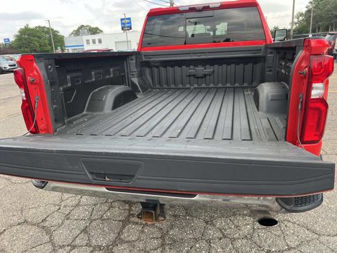 Used 2021 Chevrolet Silverado 2500 LTZ w/ LTZ Premium Package AWD/4WD image 10