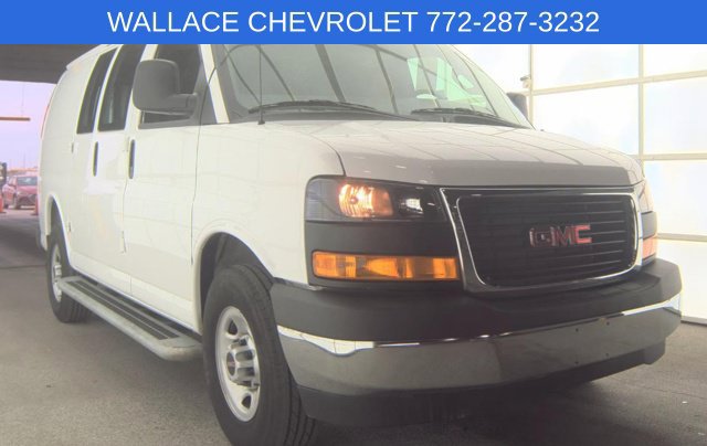 Used 2025 GMC Savana 2500 w/ Driver Convenience Package RWD image 1
