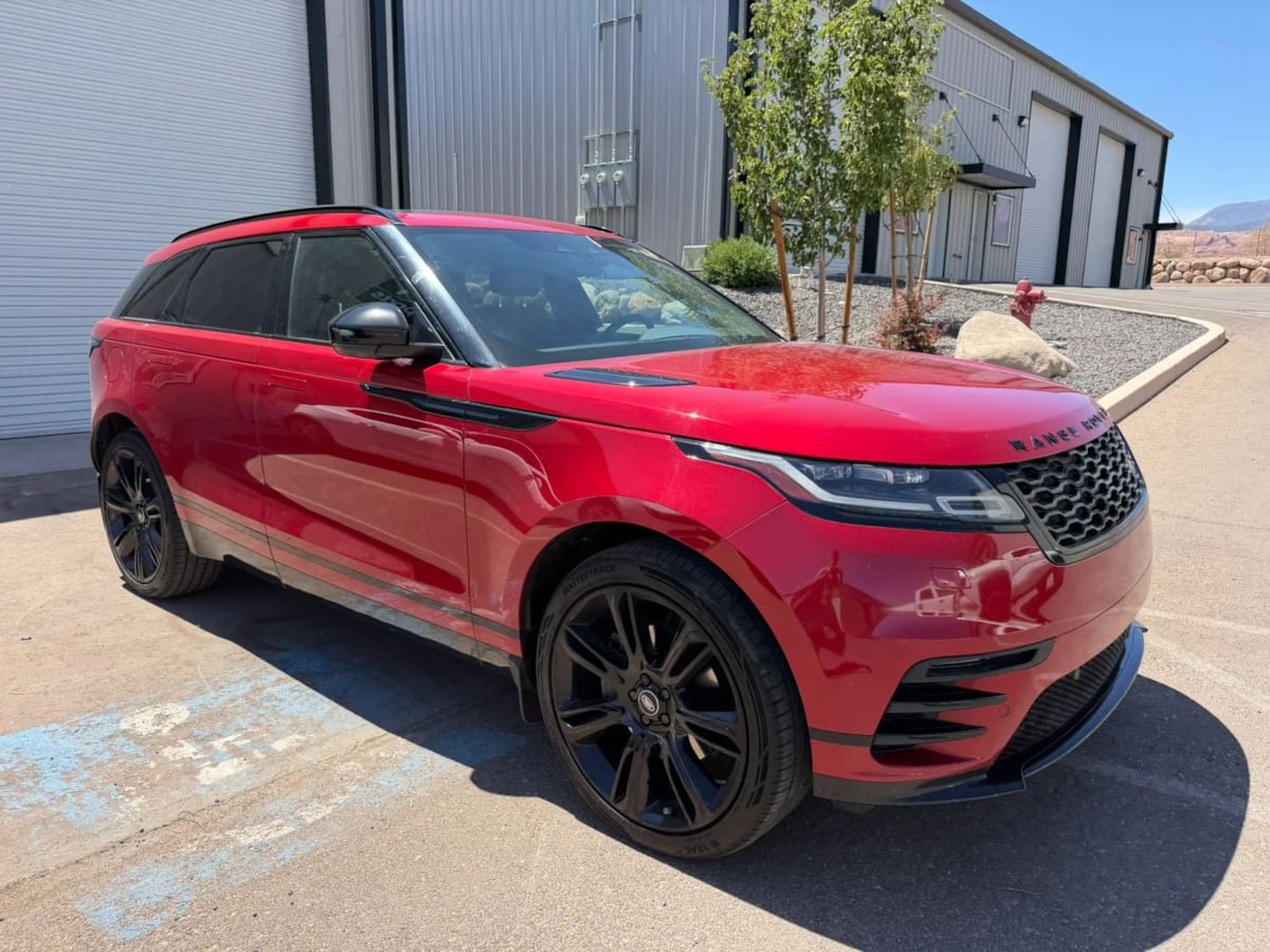 Used 2023 Land Rover Range Rover Velar R-Dynamic S AWD/4WD image 13