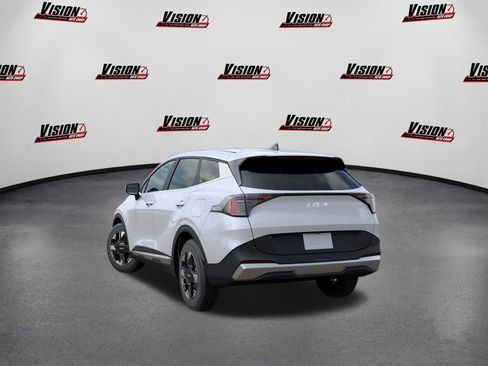 New 2026 Kia Sportage LX FWD image 4