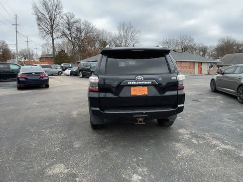 Used 2015 Toyota 4Runner SR5 image 7