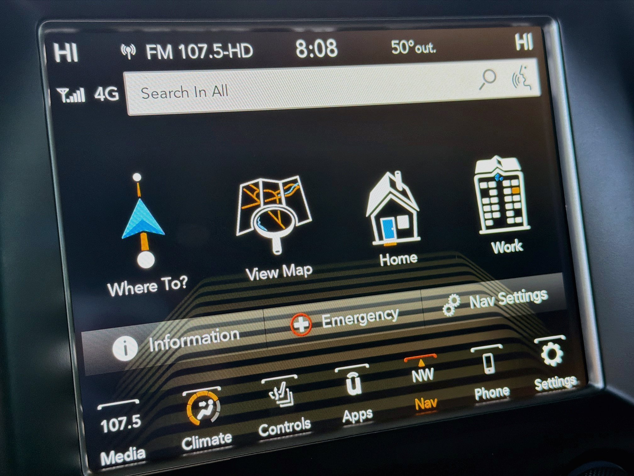 Used 2018 Jeep Grand Cherokee Altitude AWD/4WD image 21