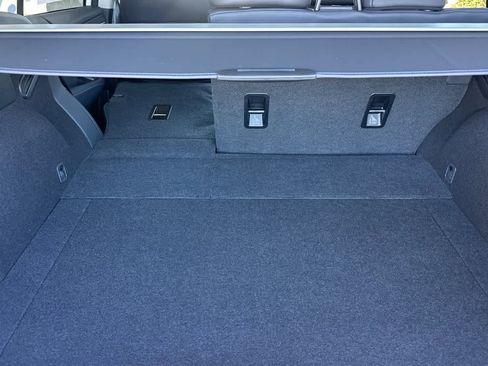 New 2025 Subaru Outback Limited image 16