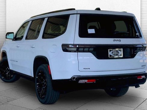 New 2026 Jeep Grand Wagoneer Limited AWD/4WD image 3