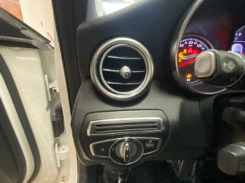 Used 2018 Mercedes-Benz C 300 Sedan w/ Multimedia Package image 23