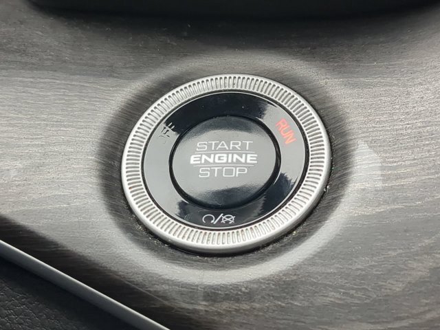Used 2024 Jeep Grand Cherokee Limited 4xe AWD/4WD image 37