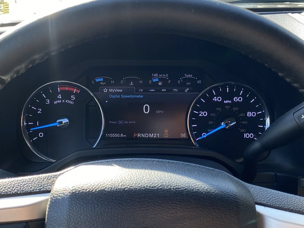 Used 2017 Ford F350 Lariat w/ Lariat Value Package AWD/4WD image 14
