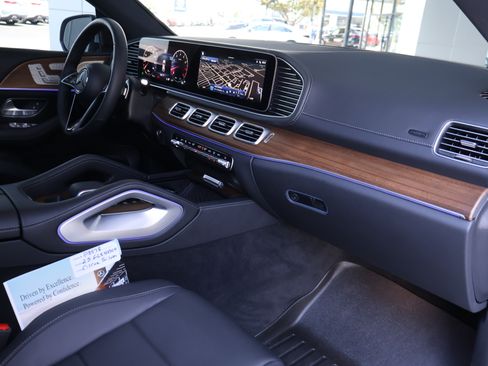 Certified 2025 Mercedes-Benz GLE 450 4MATIC Coupe w/ Winter Package image 28