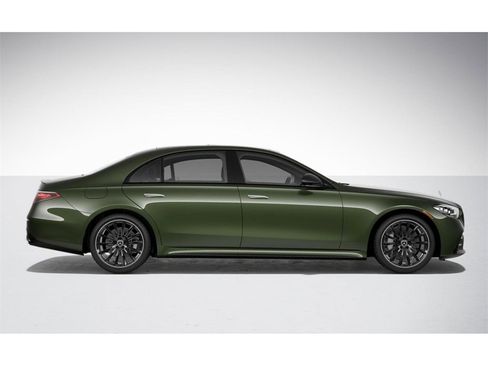 New 2025 Mercedes-Benz S 580 4MATIC Sedan image 16
