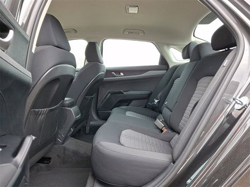 New 2026 Kia K5 LXS image 5