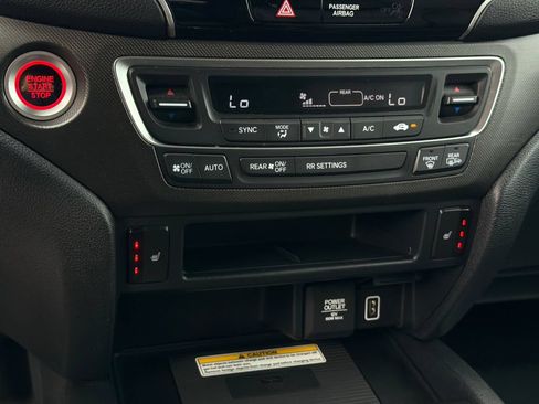 Used 2023 Honda Passport TrailSport image 31