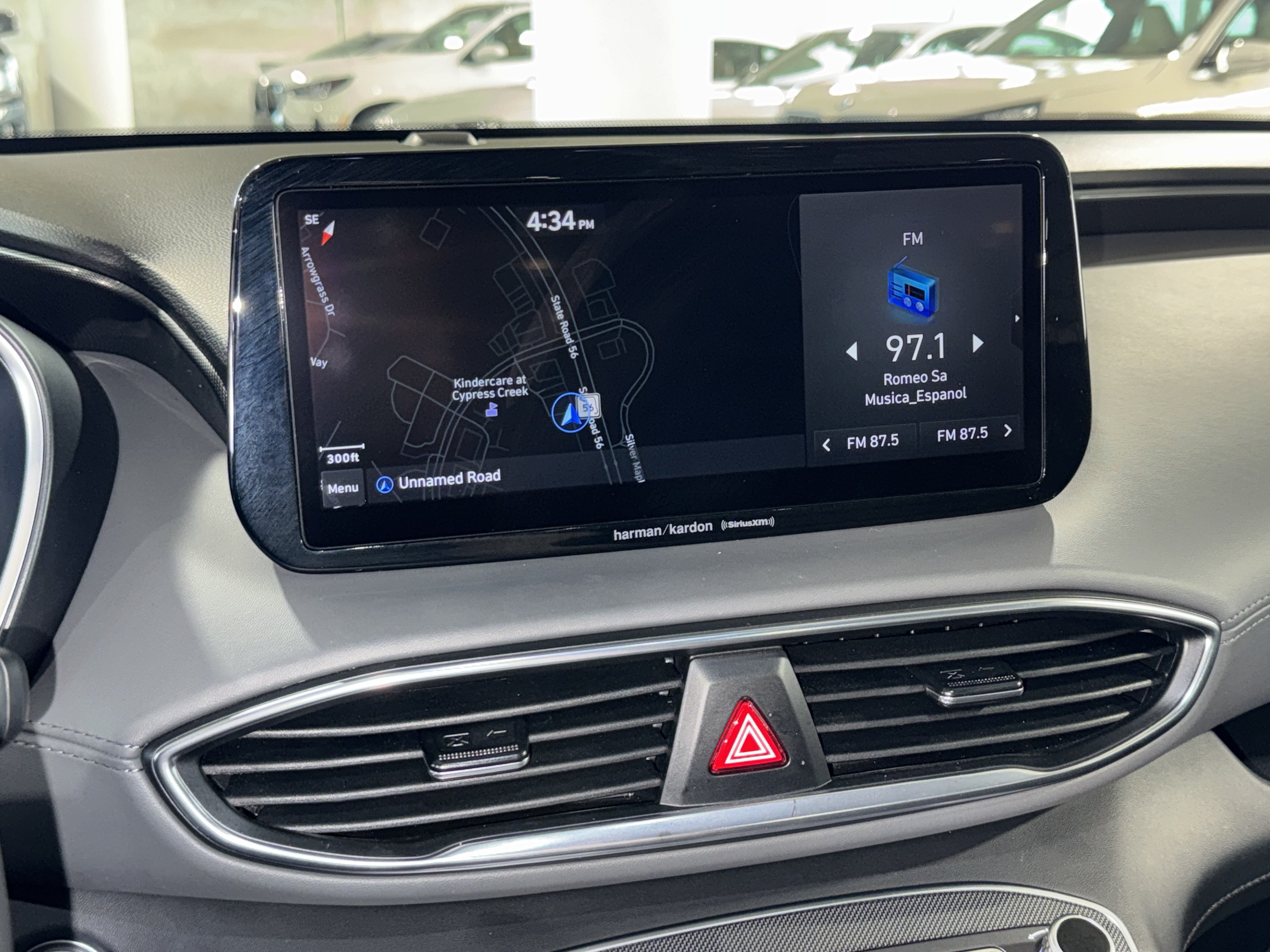 Used 2022 Hyundai Santa Fe Limited FWD image 27