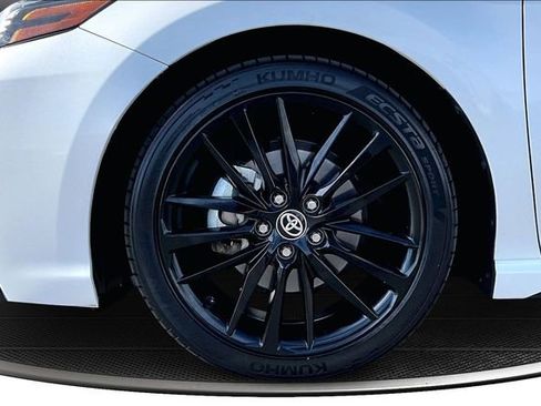 Used 2024 Toyota Camry XSE image 34