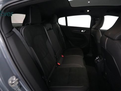 Used 2023 Volvo C40 P8 Recharge Ultimate AWD/4WD image 5
