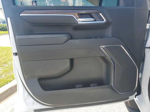 Used 2025 Chevrolet Silverado 1500 RST AWD/4WD image 15