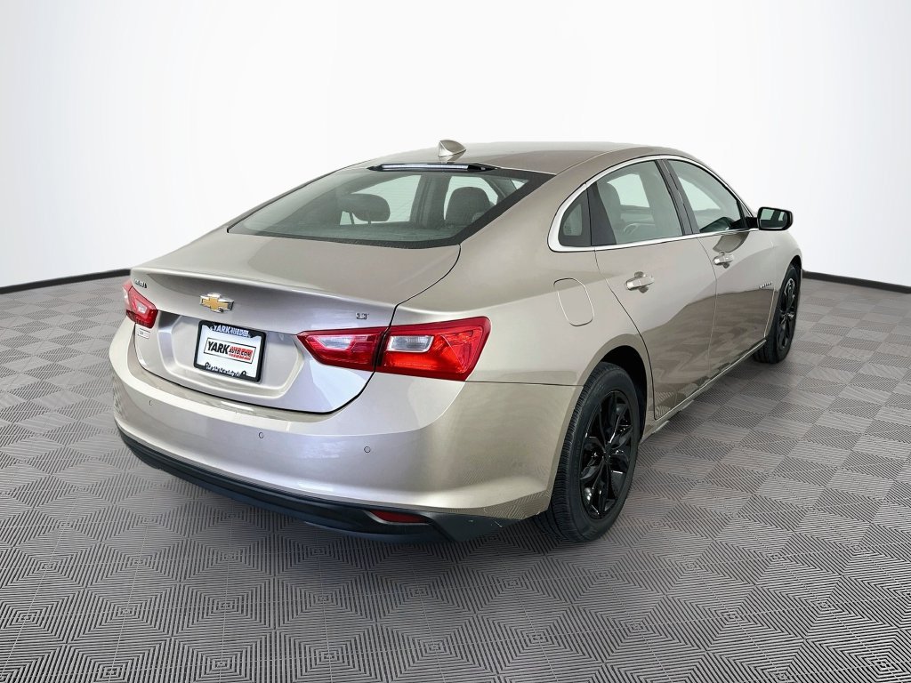 Used 2024 Chevrolet Malibu LT FWD image 11