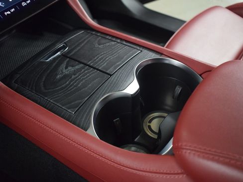 Certified 2023 Maserati Grecale Modena AWD/4WD image 35