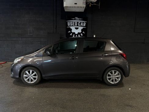 Used 2016 Toyota Yaris LE FWD image 2