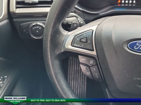 Used 2019 Ford Fusion SE image 14