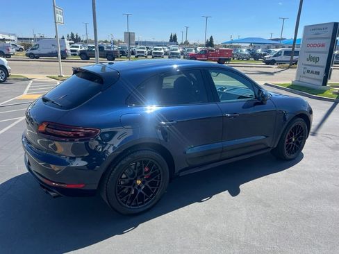 Used 2018 Porsche Macan GTS AWD/4WD image 16