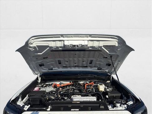 New 2025 Toyota Tacoma TRD Sport image 19