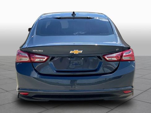 Used 2021 Chevrolet Malibu LT FWD image 5