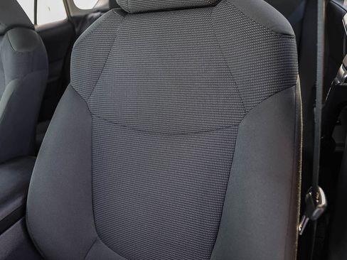 Certified 2025 Toyota RAV4 LE image 25