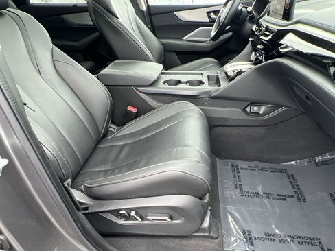 Used 2025 Acura MDX SH-AWD w/ Technology Package image 30