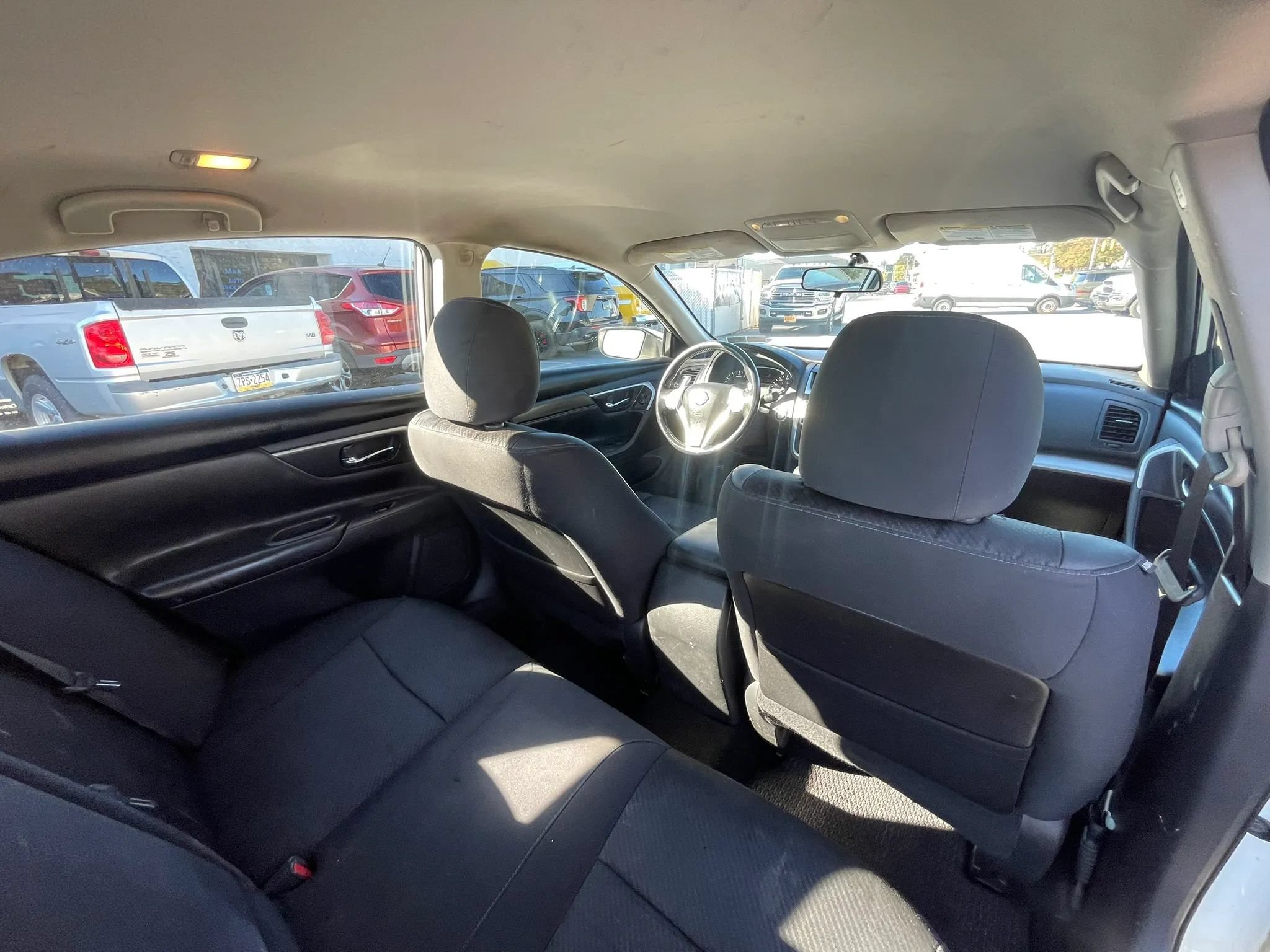 Used 2016 Nissan Altima 3.5 SR FWD image 36