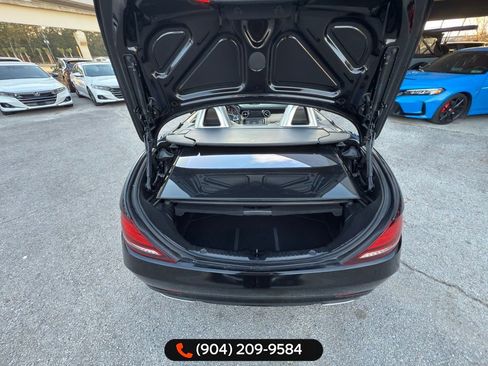 Used 2018 Mercedes-Benz SLC 300 image 26