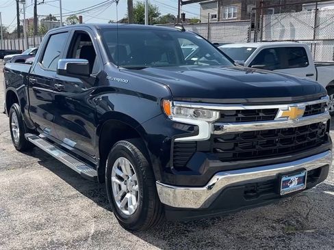 Used 2022 Chevrolet Silverado 1500 LT image 7