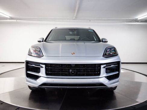 New 2026 Porsche Cayenne S AWD/4WD image 10