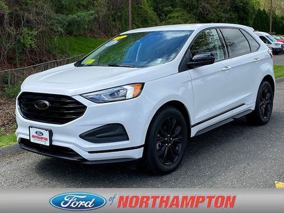 Certified 2022 Ford Edge SE w/ Black Appearance Package
