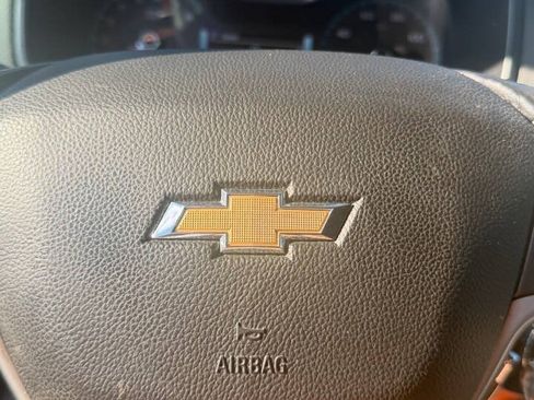 Used 2018 Chevrolet Colorado ZR2 AWD/4WD image 3