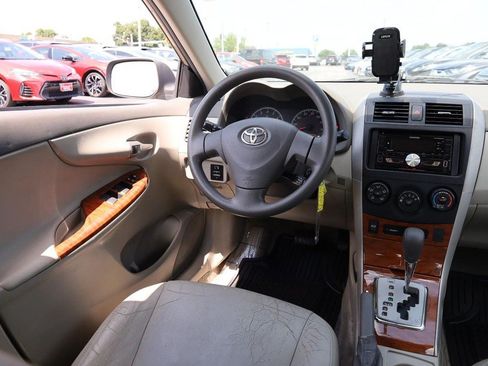 Used 2009 Toyota Corolla XLE FWD image 17