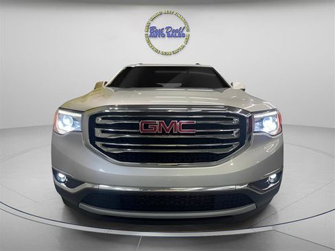 Used 2018 GMC Acadia SLE w/ Driver Alert Package I AWD/4WD image 8