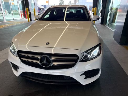 Used 2018 Mercedes-Benz E 300 image 4