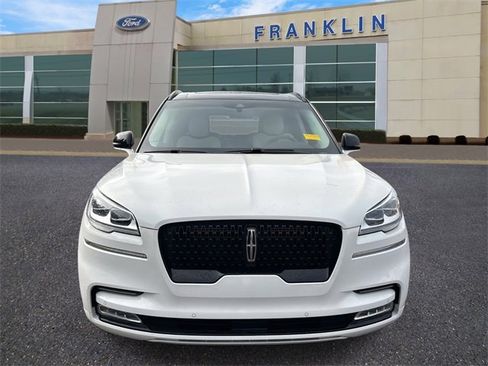 Certified 2024 Lincoln Aviator Black Label image 2