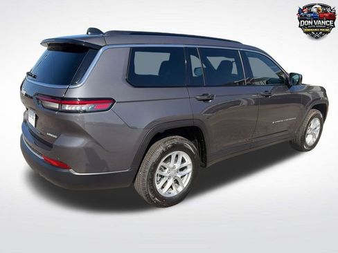 Certified 2025 Jeep Grand Cherokee L Laredo w/ Luxury Tech Group I AWD/4WD image 5