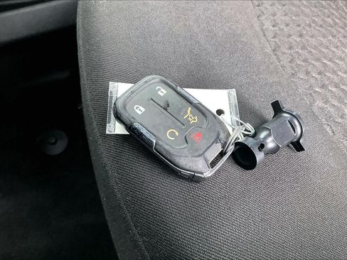 Used 2021 GMC Terrain SLE w/ Driver Convenience Package FWD image 14