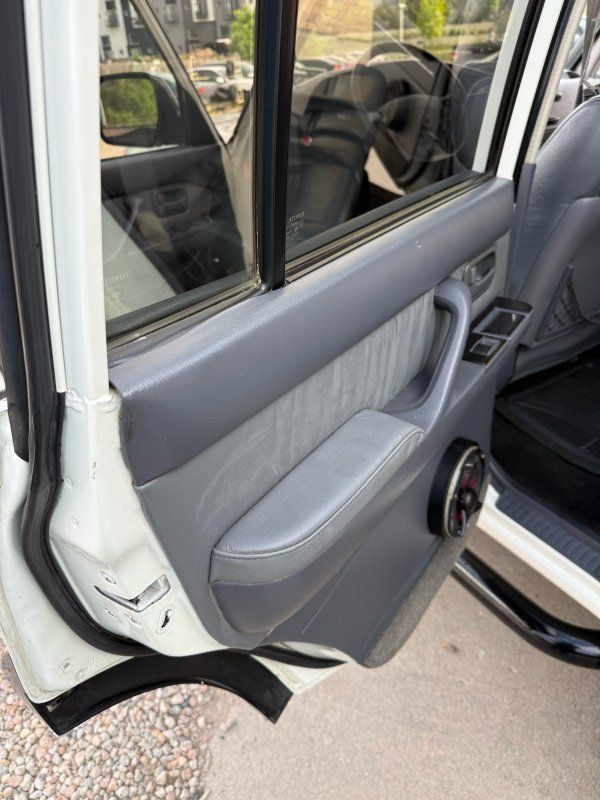 Used 1994 Toyota Land Cruiser AWD/4WD image 14