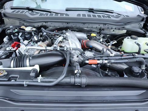 New 2026 Ford F250 Lariat w/ Black Appearance Package image 22