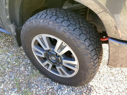 Used 2018 Toyota Tundra SR5 w/ TRD Sport Package image 12