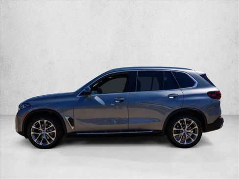 Used 2026 BMW X5 xDrive40i AWD/4WD image 8