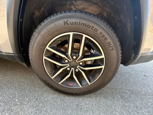 Used 2020 Jeep Grand Cherokee Trailhawk image 26