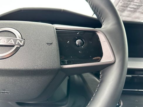 Used 2025 Nissan Murano SV AWD/4WD image 21