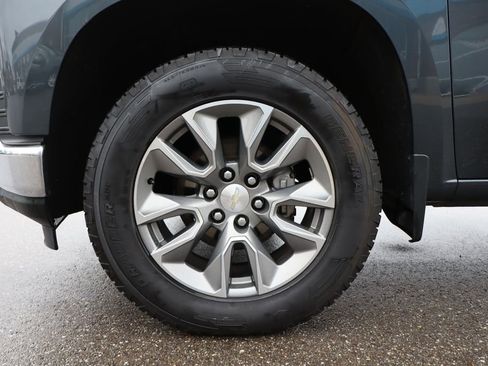 Used 2021 Chevrolet Silverado 1500 LT w/ Convenience Package II image 28