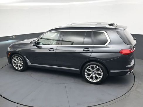 Used 2022 BMW X7 xDrive40i w/ Executive Package AWD/4WD image 32