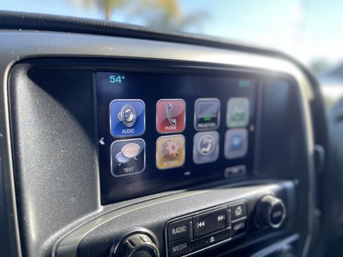 Used 2019 Chevrolet Silverado 2500 LT image 28