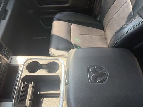 Used 2018 RAM 2500 Laramie w/ Snow Chief Group AWD/4WD image 16